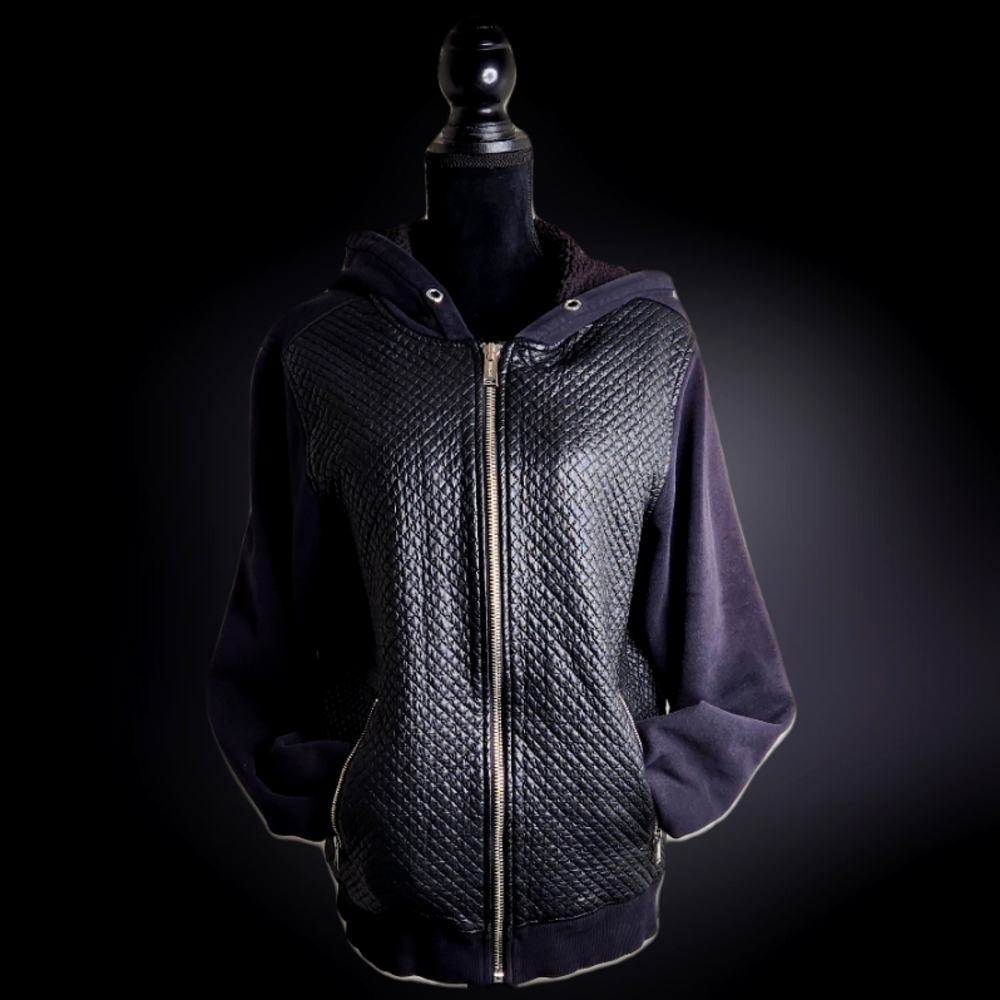 #C78 Guess Black Long Sleeve Jacket
